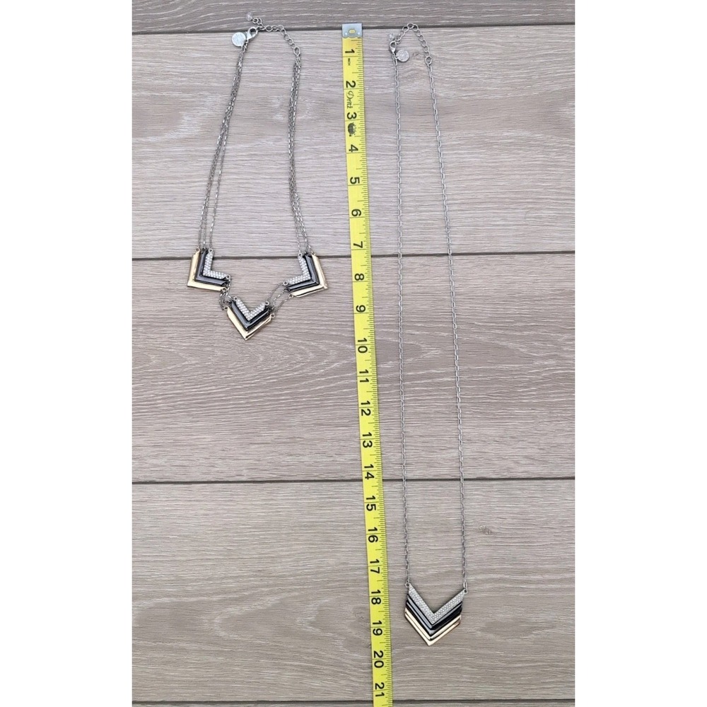 White House Black Market Chevron Necklace Lot Of 2 Silver Black Crystal - Picture 4 of 6